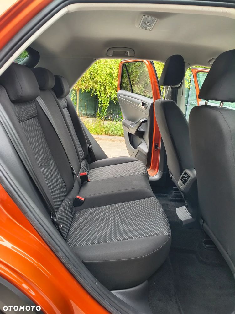 Volkswagen T-Roc - 14