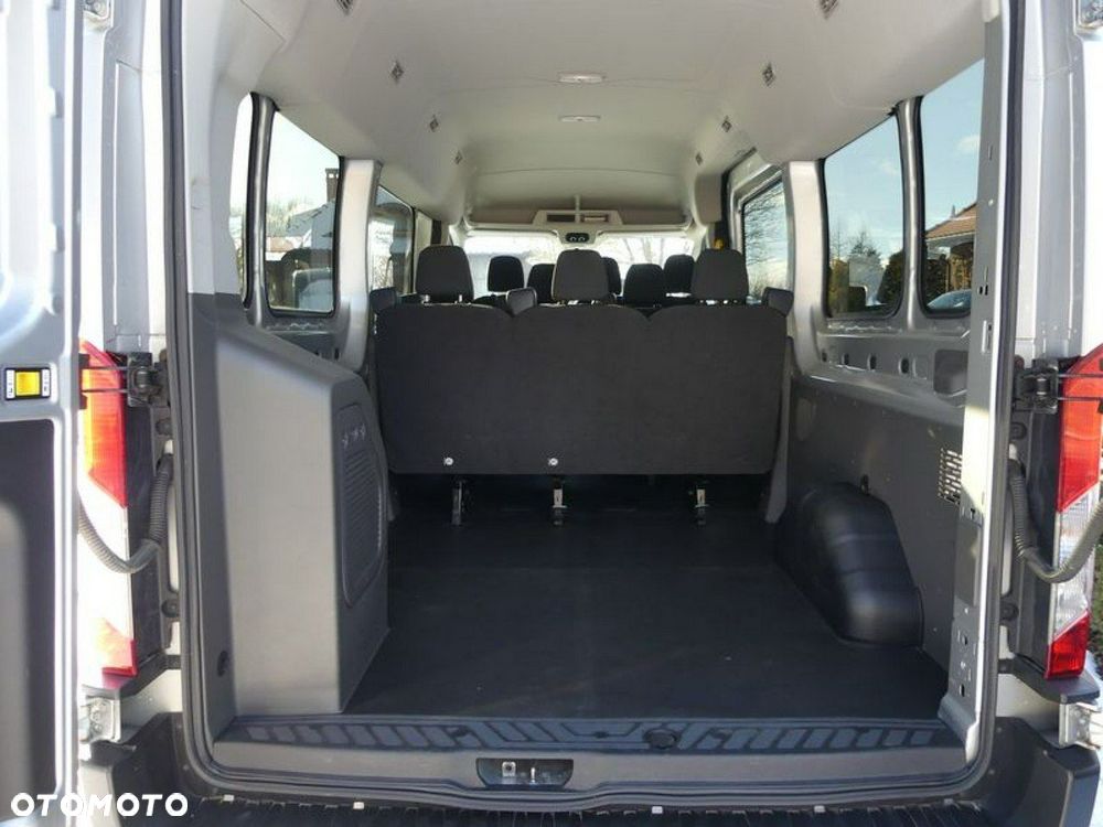 Ford Transit - 11