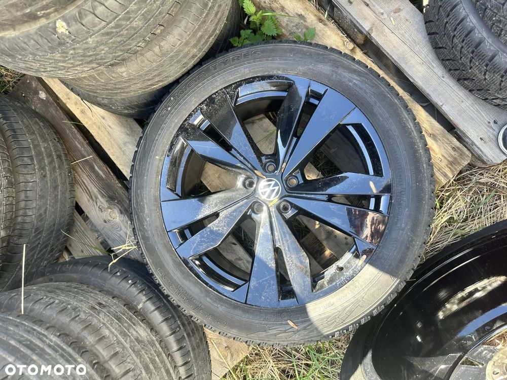 ALUFELGI KOŁA 5X112 R20 BLACK VOLKSWAGEN - 5