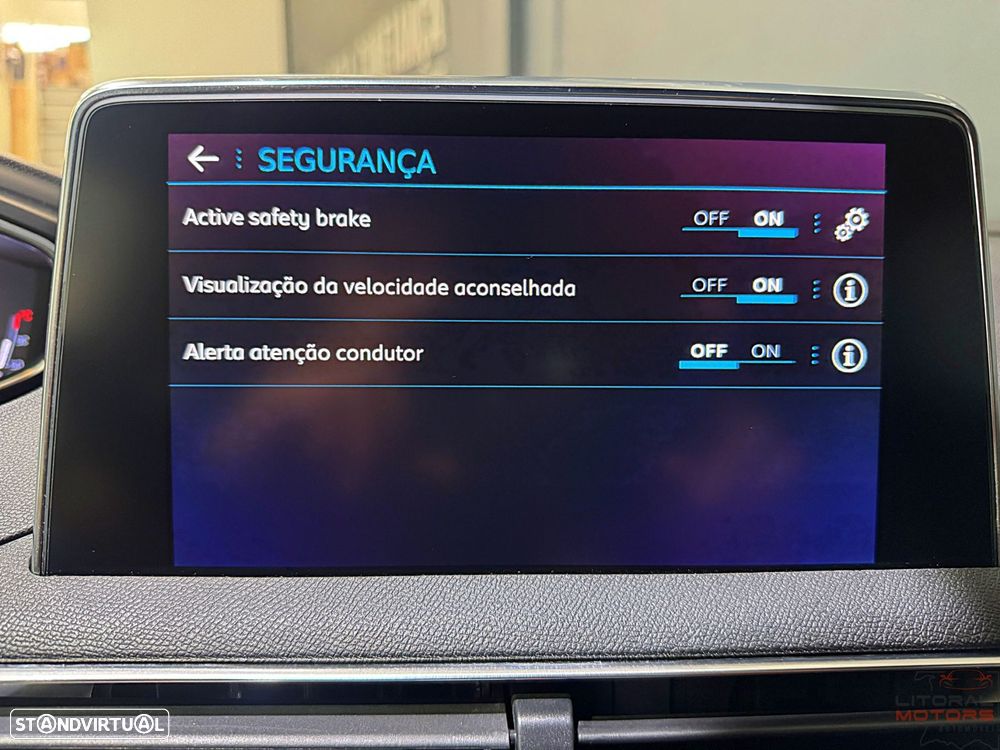 Peugeot 5008 1.2 PureTech GT Line EAT8 - 32