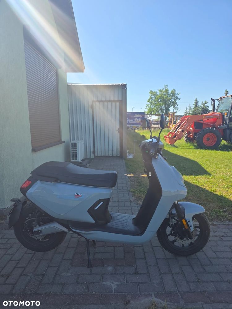Niu MQI - 6