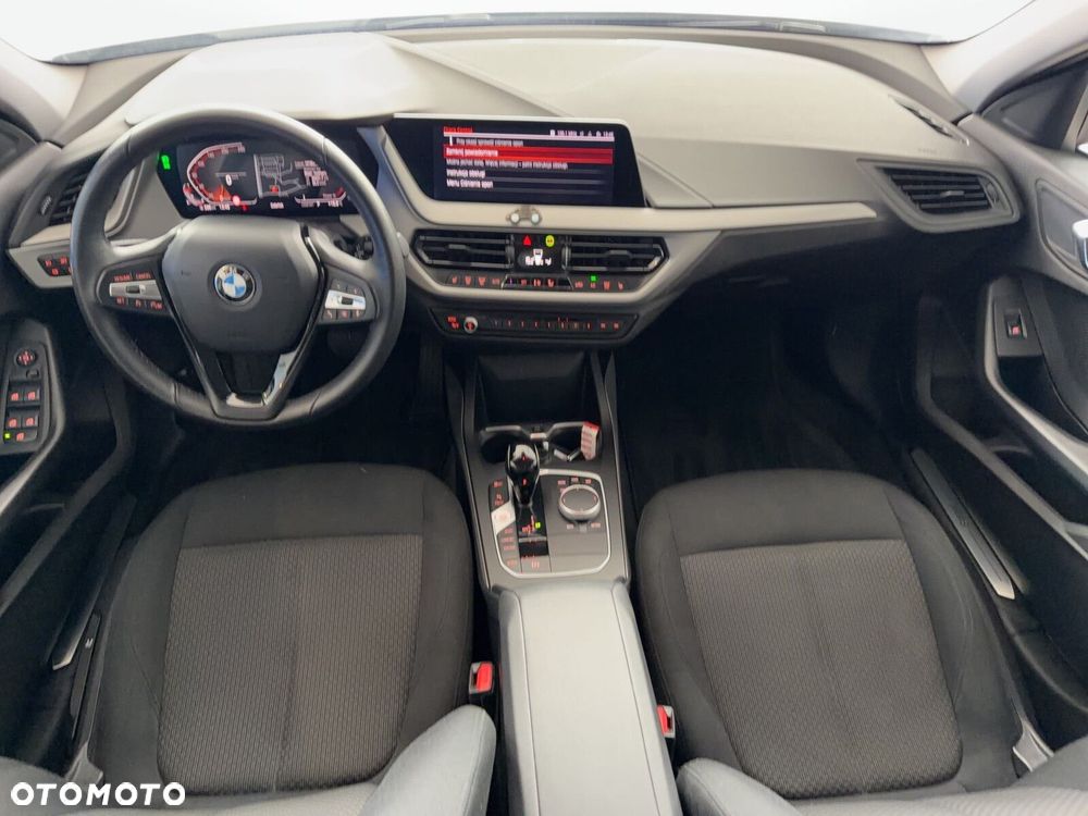 BMW Seria 1 - 21