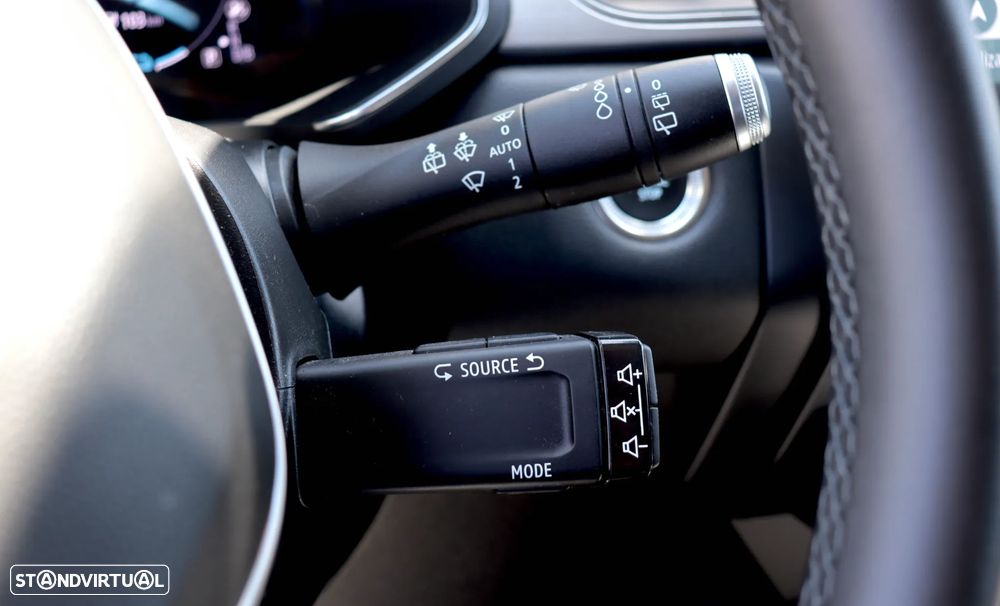 Renault Captur 1.6 E-Tech Plug-In Intens - 28