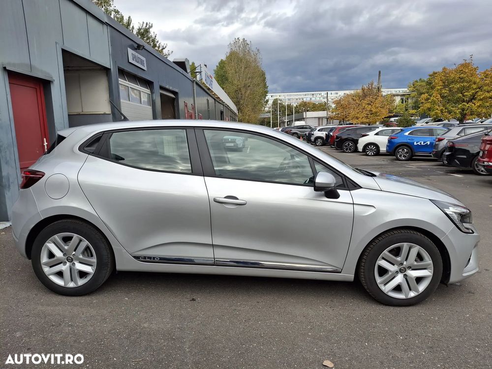 Renault Clio E-TECH Hybrid 140 BUSINESS EDITION - 3