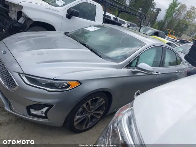 Ford Fusion 2.0 EcoBoost Titanium - 12