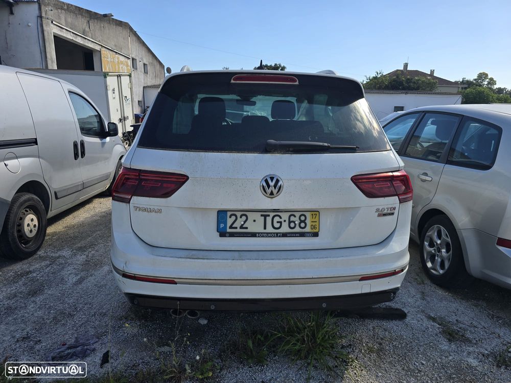 VW Tiguan 2.0 TDI R-Line DSG 4Motion - 4