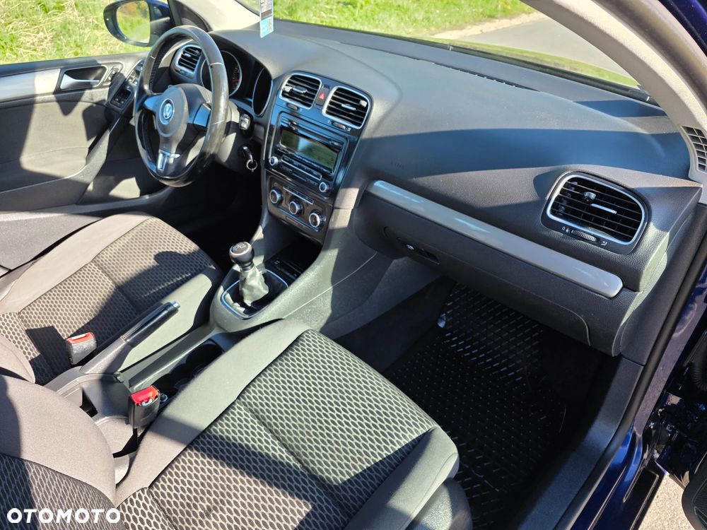 Volkswagen Golf 1.6 Comfortline - 16