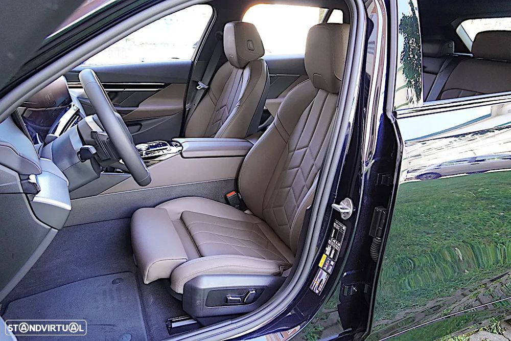 BMW 530 e Pack Desportivo M - 19