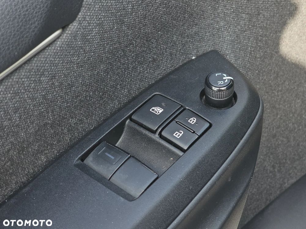 Toyota Yaris Hybrid 1.5 Comfort - 14