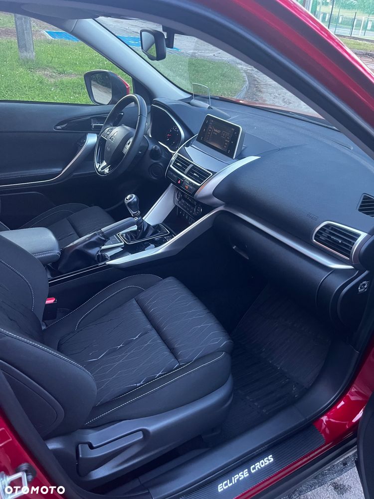 Mitsubishi Eclipse Cross 1.5 T Intense - 24
