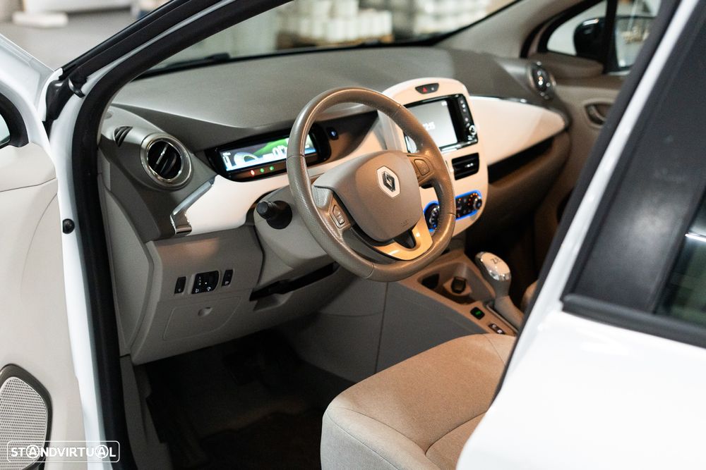 Renault Zoe (c/ Bateria) 41 kwh Intens - 9