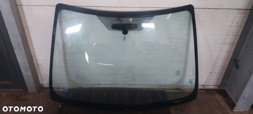 SZYBA CZOŁOWA PRZEDNIA GRZANA FORD FOCUS MK2 - 1