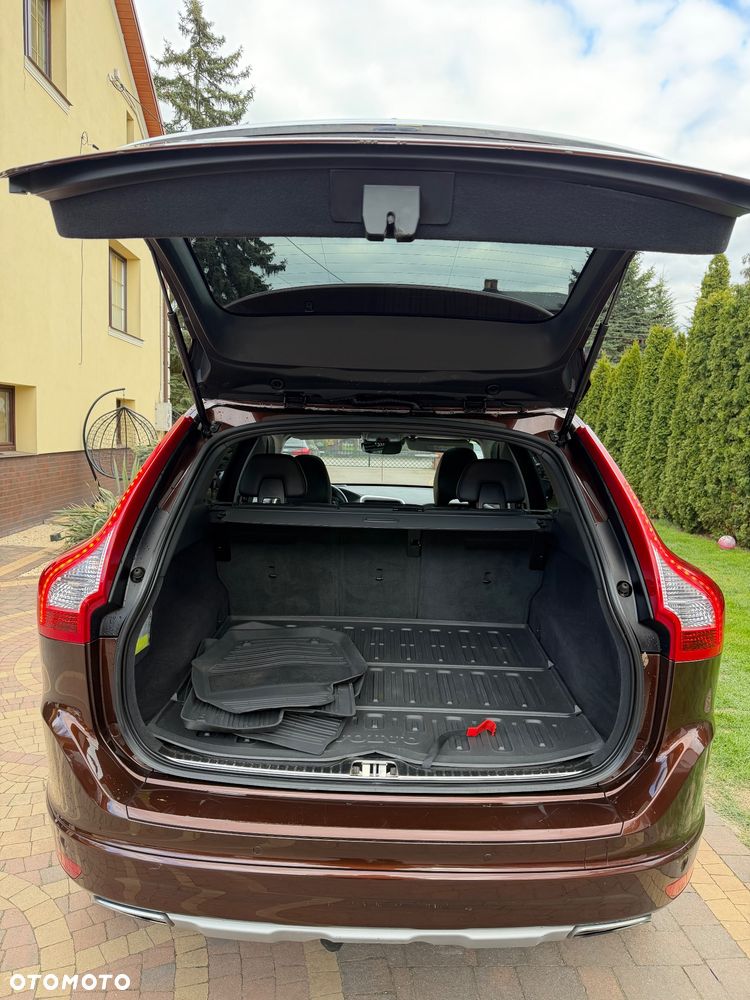 Volvo XC 60 D4 Geartronic Ocean Race - 24