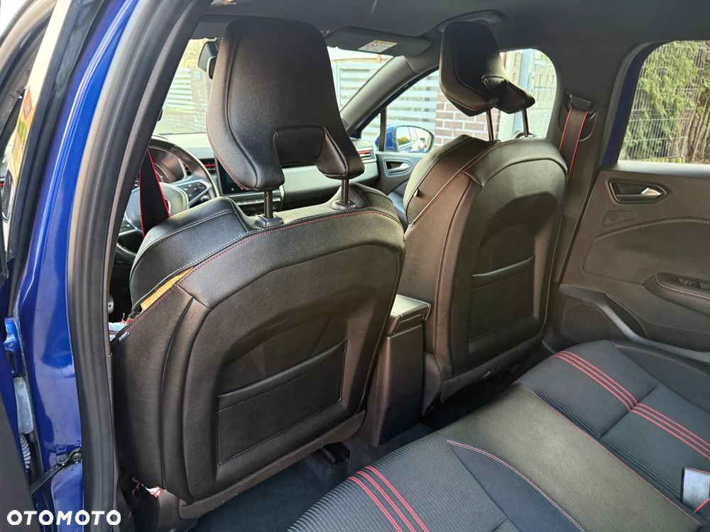 Renault Clio TCe 100 INTENS - 17