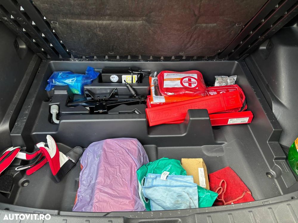 Mitsubishi Eclipse-Cross - 14