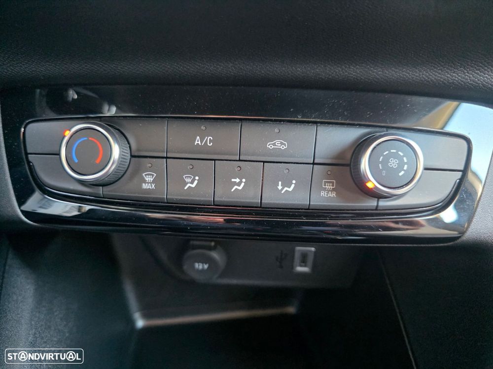 Opel Corsa 1.2 T Edition - 17