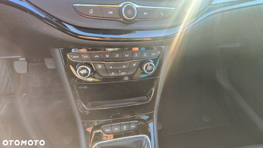 Opel Astra 1.4 T Dynamic - 15