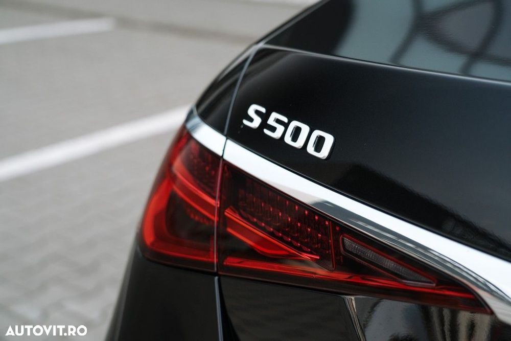 Mercedes-Benz S - 12