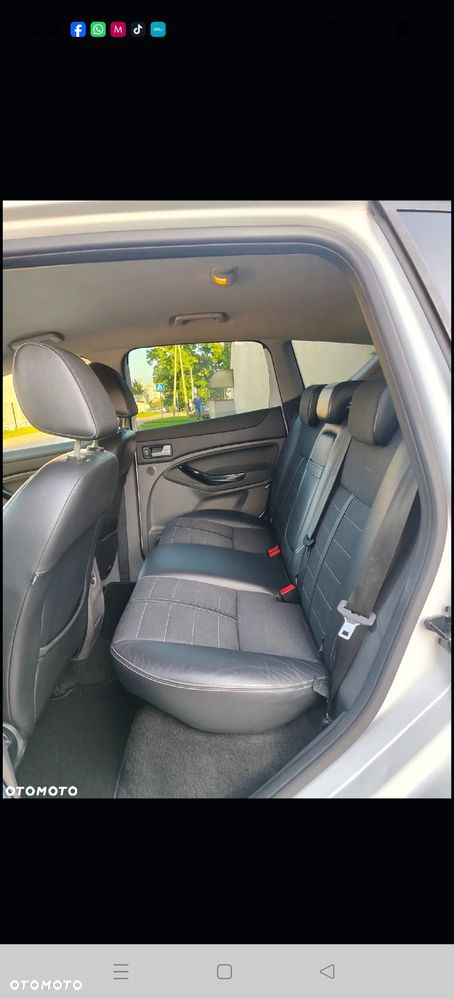 Ford Kuga - 13