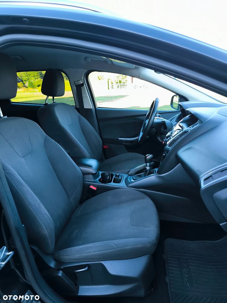 Ford Focus 1.6 EcoBoost Start-Stopp-System Titanium - 14