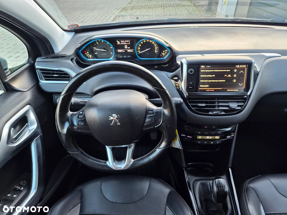 Peugeot 2008 BlueHDi 100 STOP & START Allure - 4