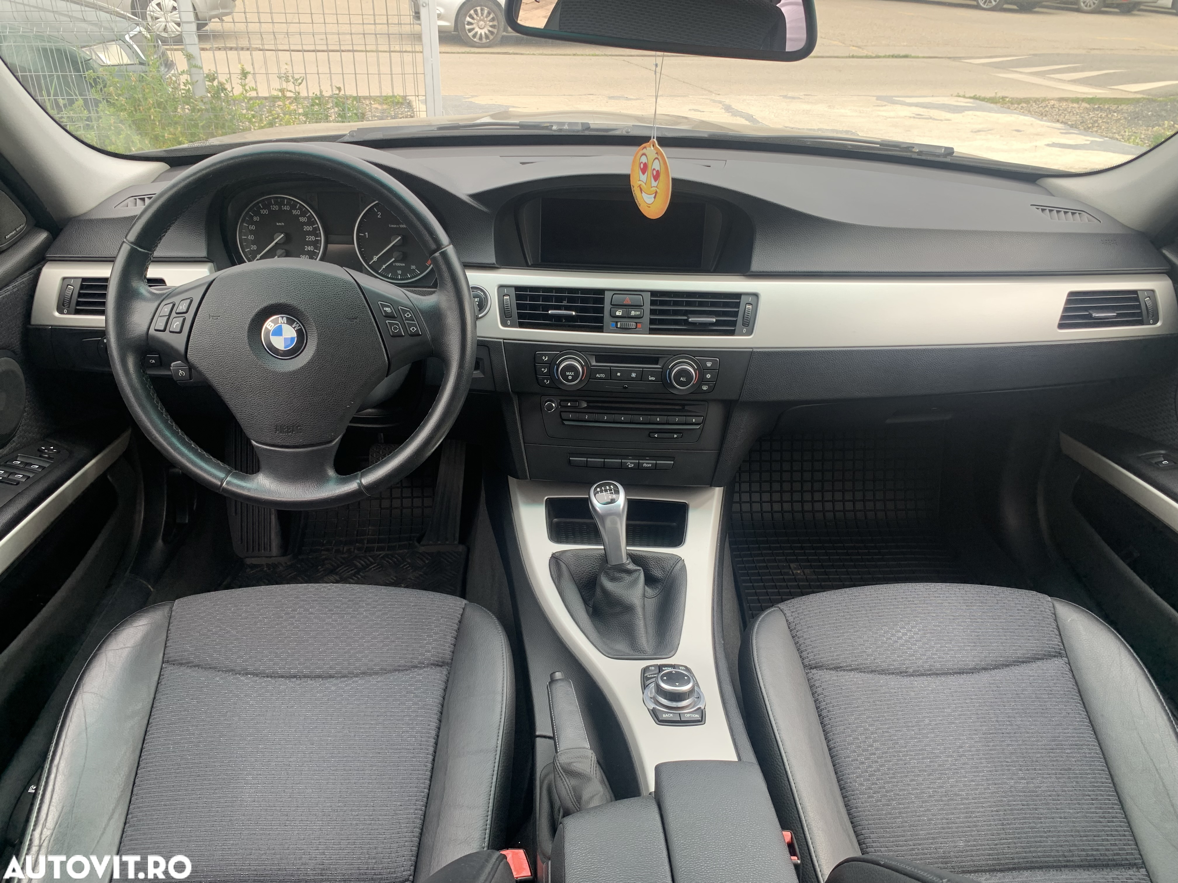BMW Seria 3 320d xDrive - 4