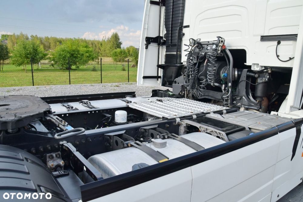 Volvo FH 500 Globetrotter XL - 18