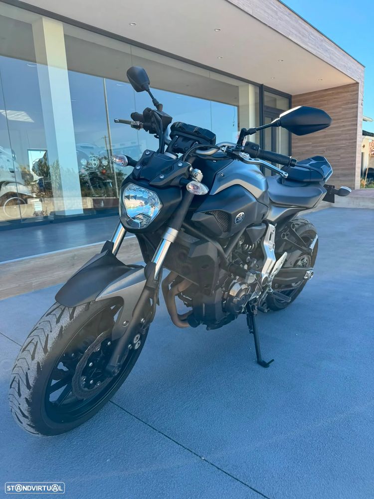 Yamaha MT-07 - 3