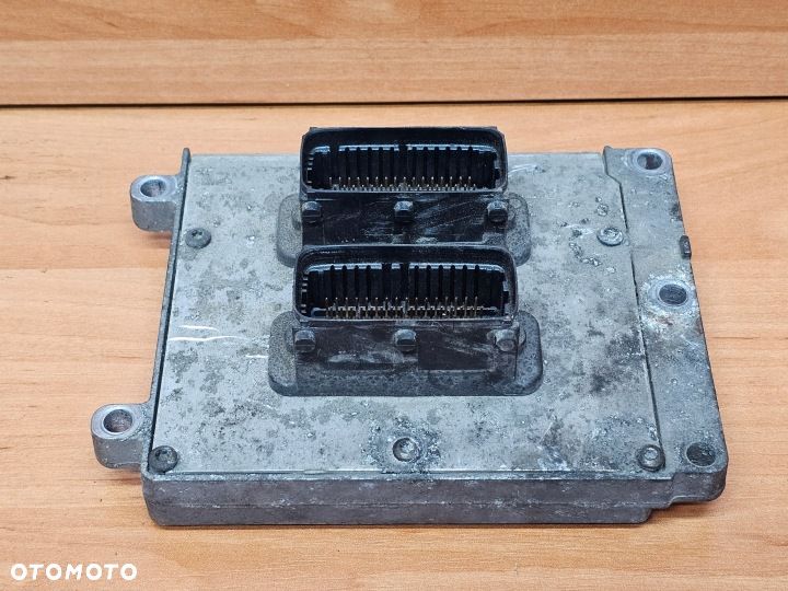 STEROWNIK KOMPUTER SILNKA OPEL VECTRA C SIGNUM 2.0 TURBO 55353231 PIN - 5
