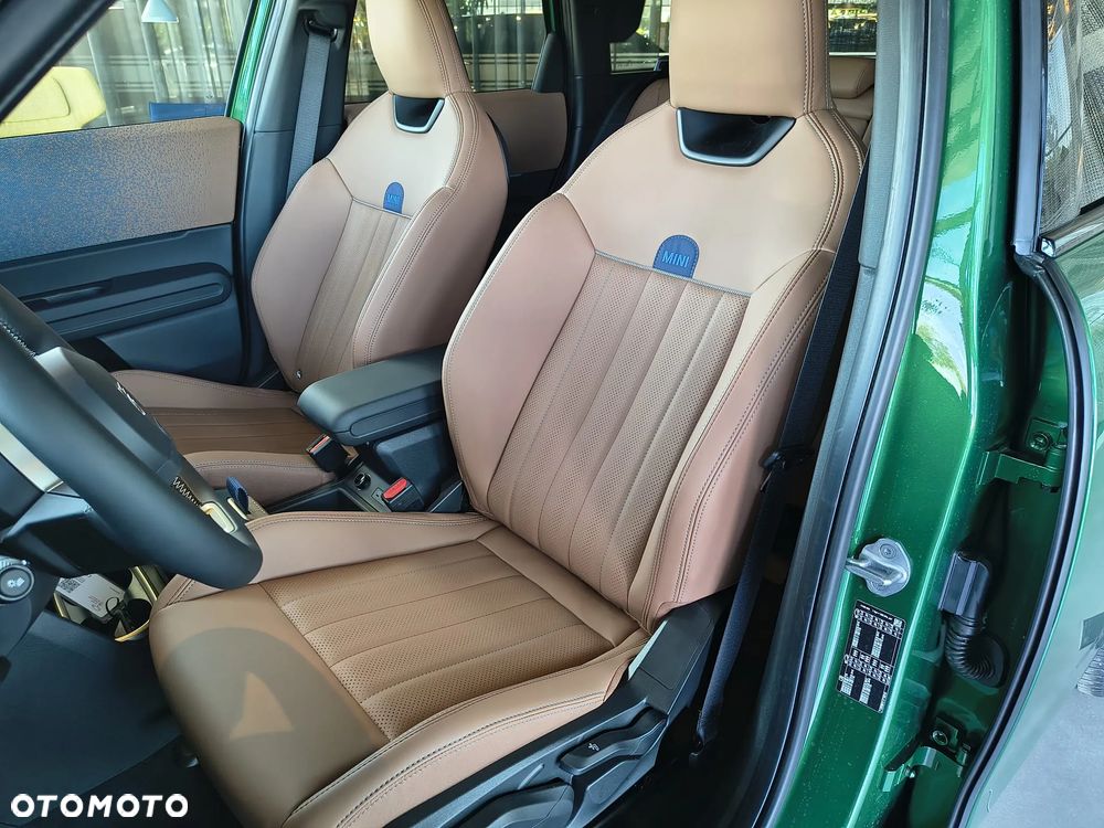 MINI Countryman C mHEV Linia Favoured - 16