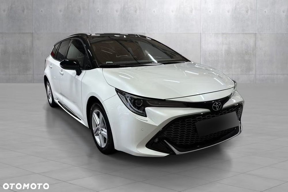 Toyota Corolla 1.8 Hybrid Team Deutschland - 1