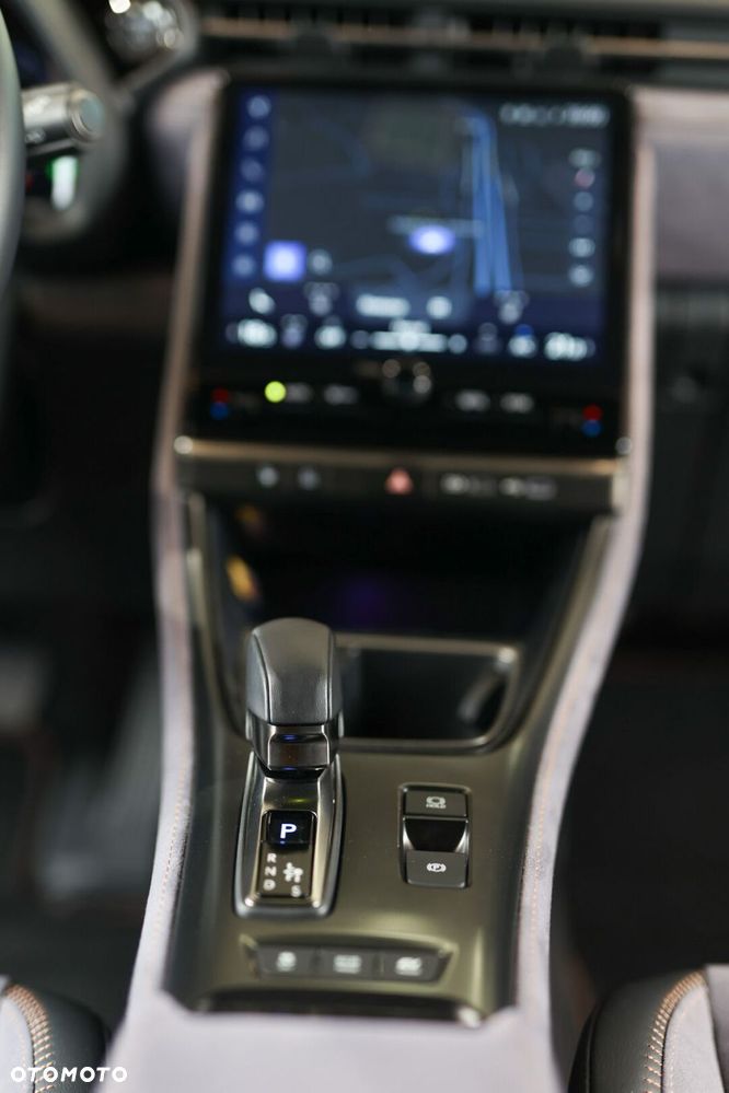 Lexus LBX 1.5 Hybrid Cool - 41