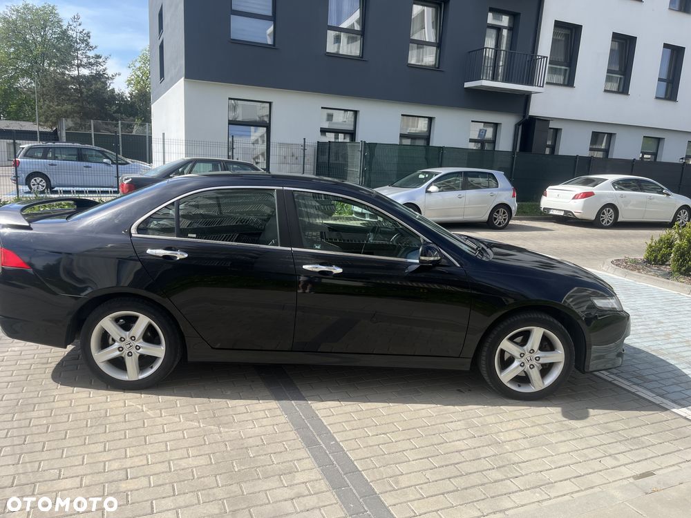 Honda Accord 2.2i-CDTi Executive - 8