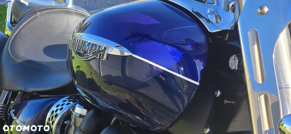 Triumph America - 21