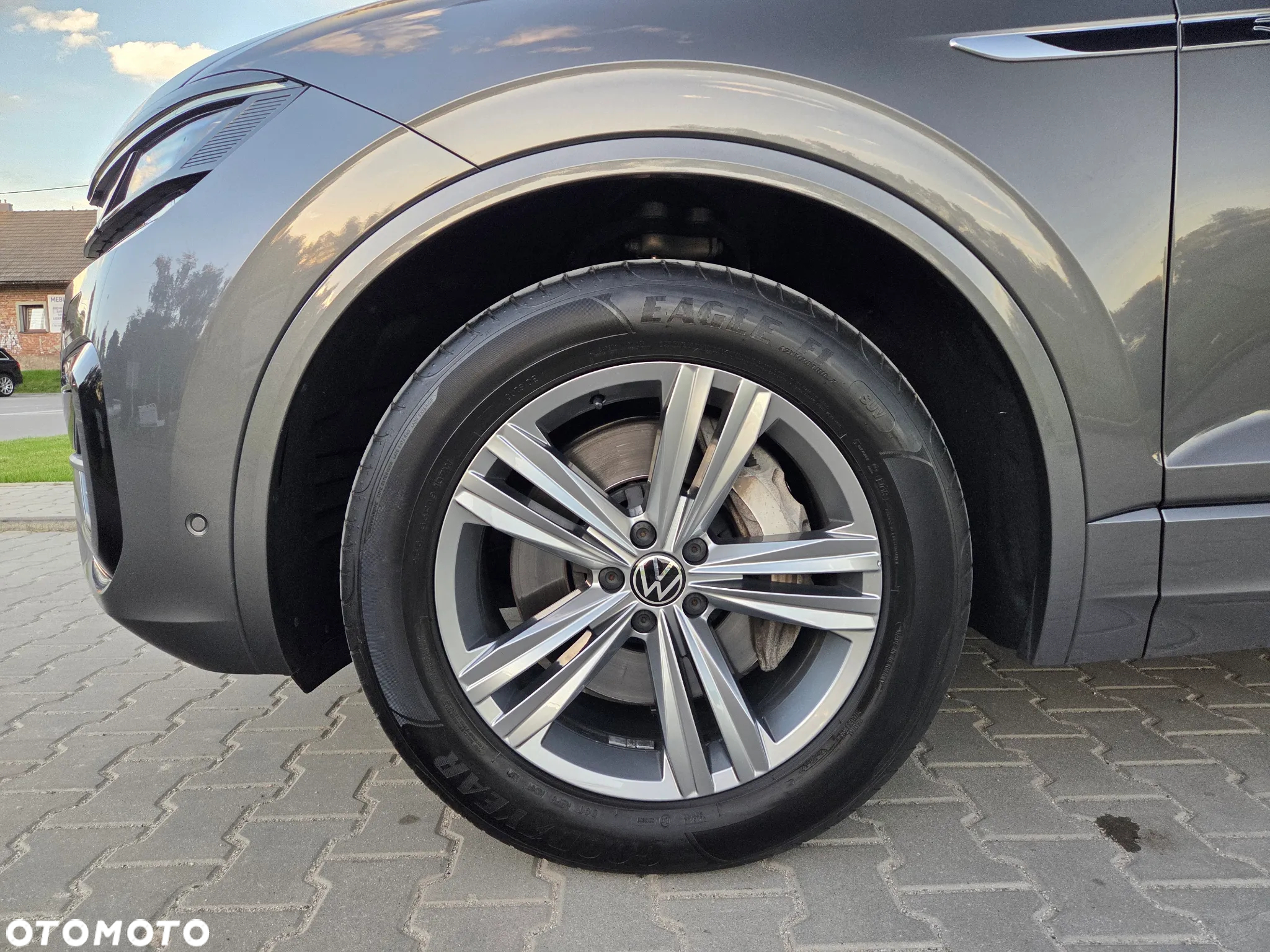 Volkswagen Touareg 3.0 V6 TFSI 4Motion R-Line - 9