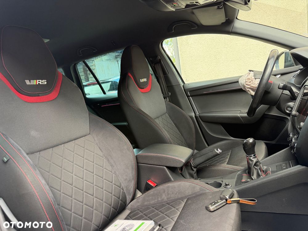 Skoda Octavia 2.0 TDI (Green tec) RS - 10