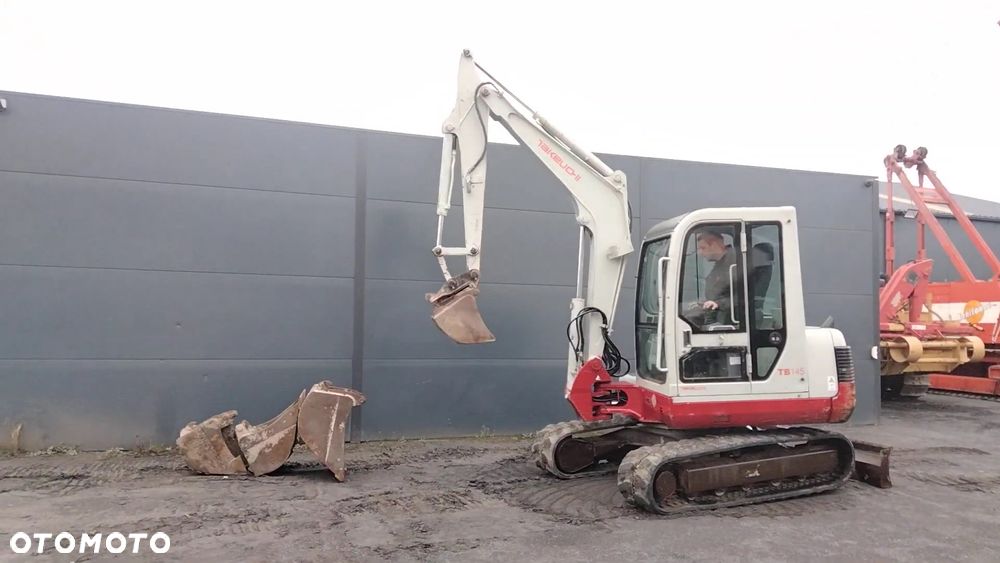 Takeuchi TB145 - 3