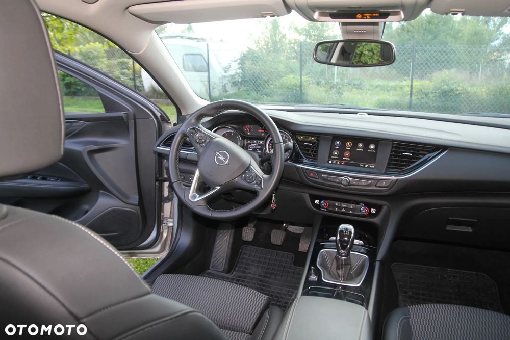 Opel Insignia 1.6 CDTI Innovation S&S - 11