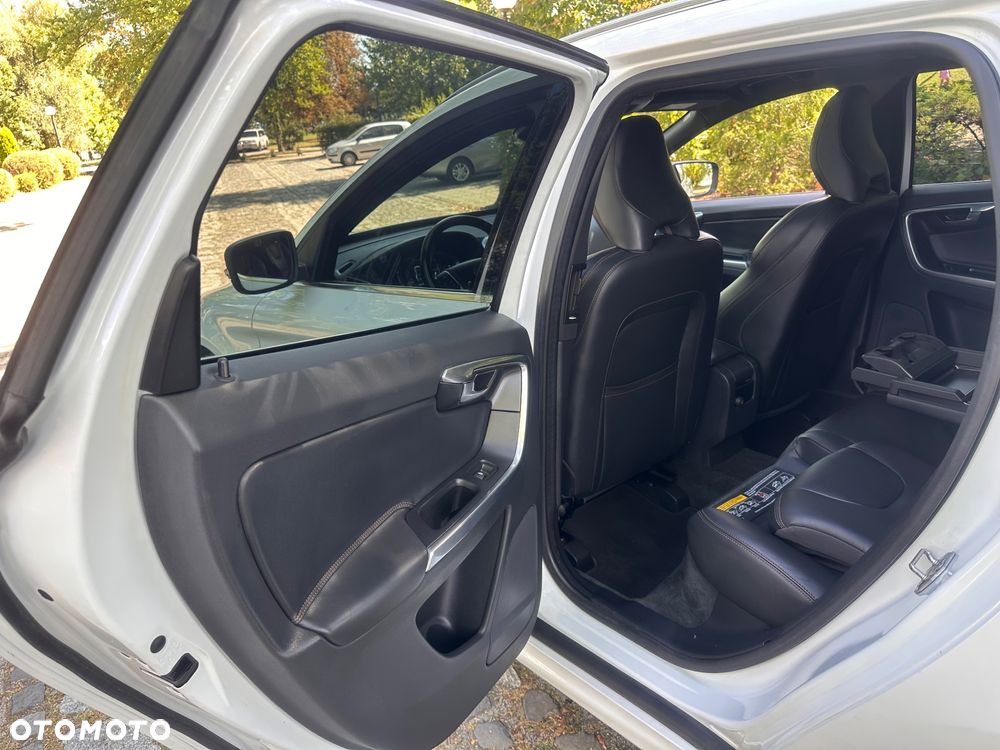 Volvo XC 60 D4 Drive-E Summum - 18