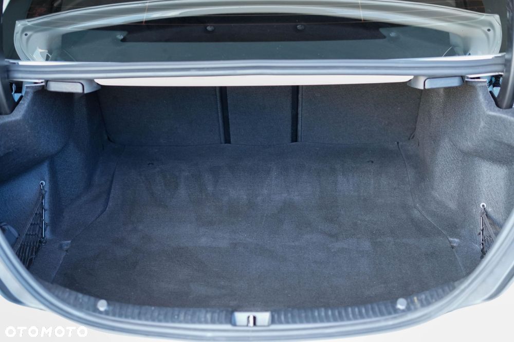 Mercedes-Benz Klasa C AMG 43 4Matic AMG TCT 9G - 19