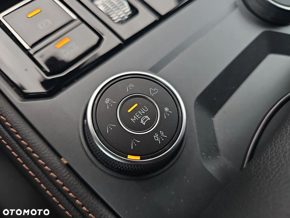 Volkswagen Touareg 3.0 V6 TDI 4Motion R-Line - 27