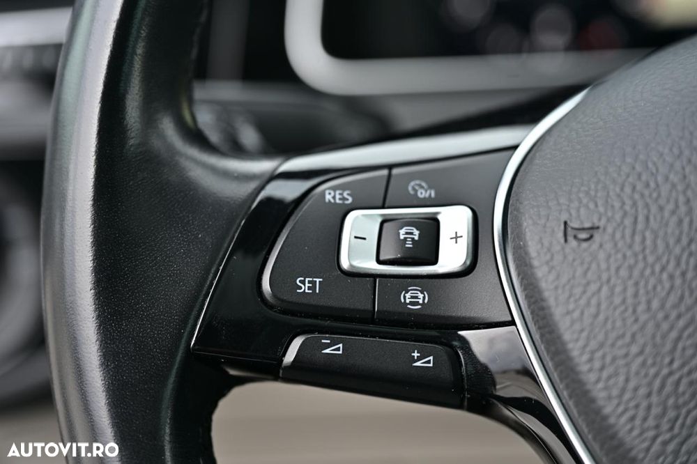 Volkswagen Golf 2.0 TDI DSG Highline - 10