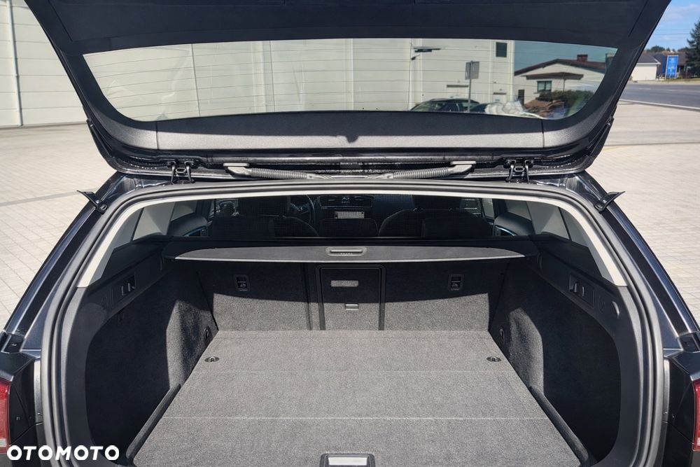 Volkswagen Golf 2.0 TDI (BlueMotion Technology) Highline - 3