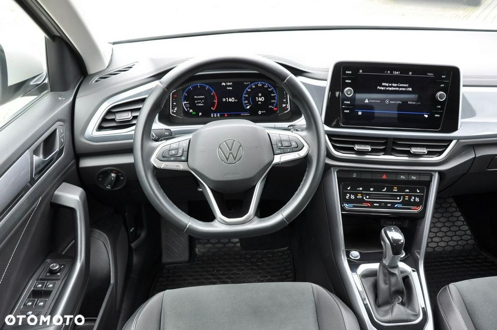 Volkswagen T-Roc 1.5 TSI Style DSG - 24