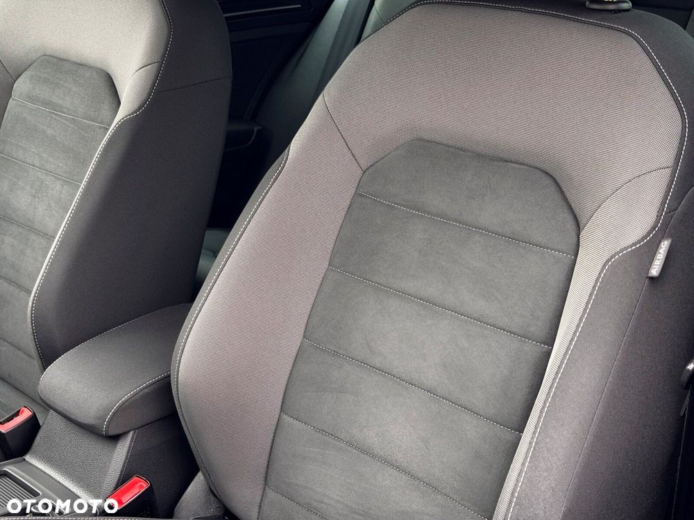 Volkswagen Golf 1.5 TSI BMT Evo Highline DSG - 22