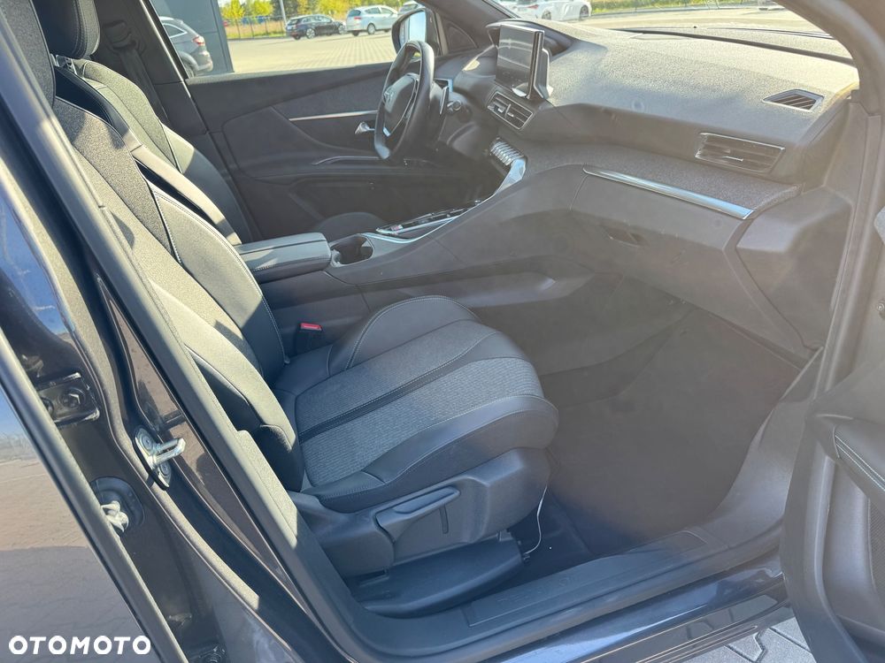 Peugeot 3008 PureTech 130 Stop & Start GPF EAT8 Allure - 19