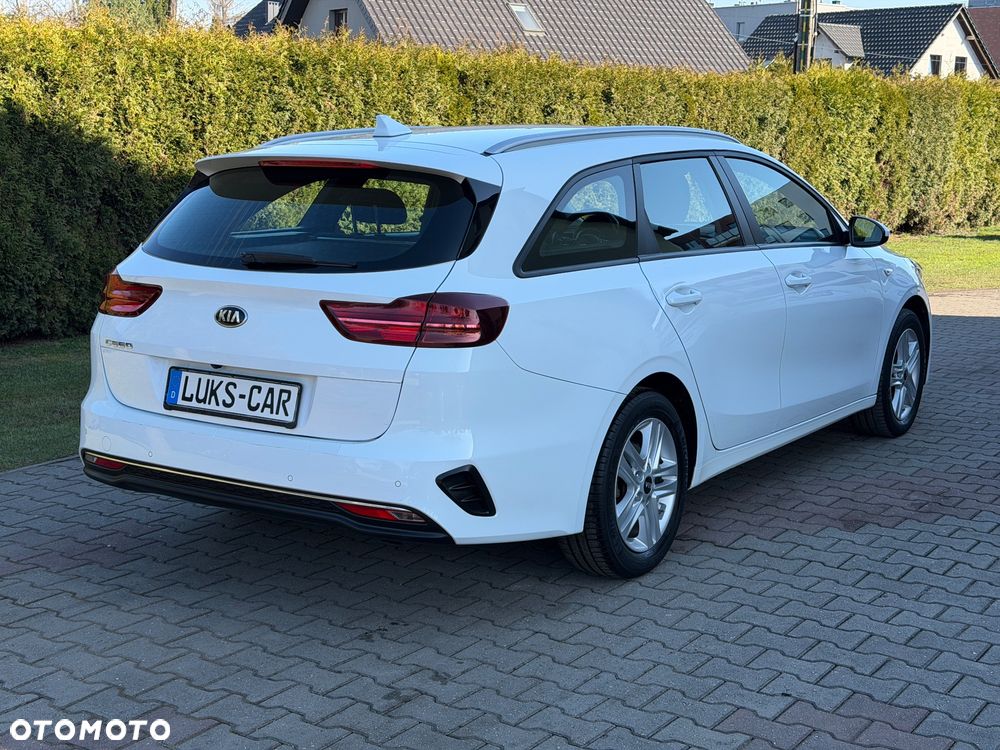 Kia Ceed 1.4 L Business Line Plus - 38