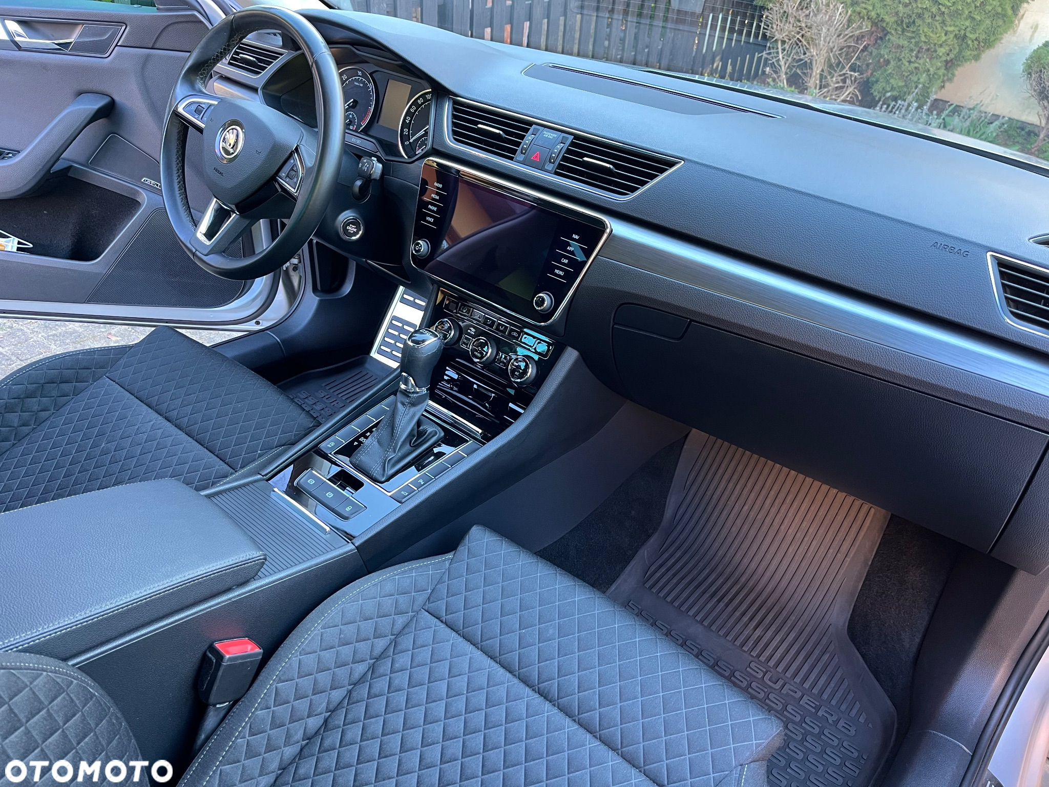 Skoda Superb 2.0 TDI Style DSG7 - 9