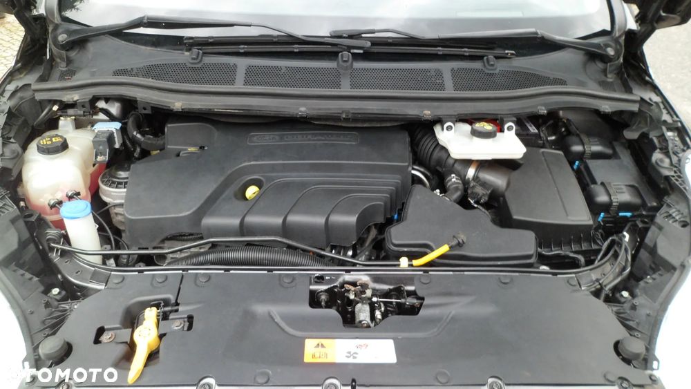 Ford Galaxy 2.0 TDCi Titanium - 19