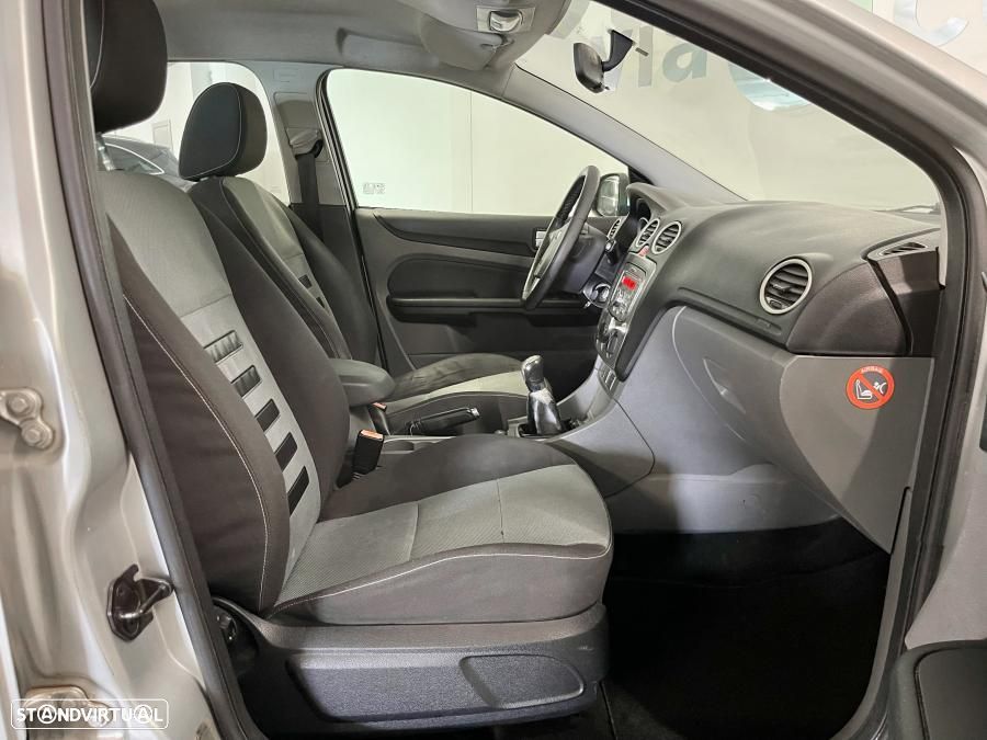 Ford Focus SW 1.6 TDCi DPF Econetic - 15